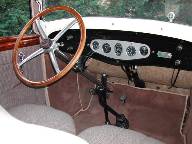 Tableau de bord modèle NT.JPG
